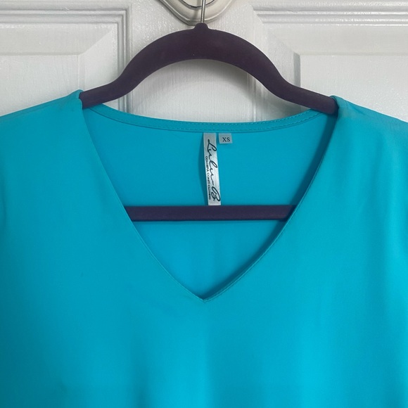Lulu b V Neck Top XS Turquoise - Picture 2 of 6